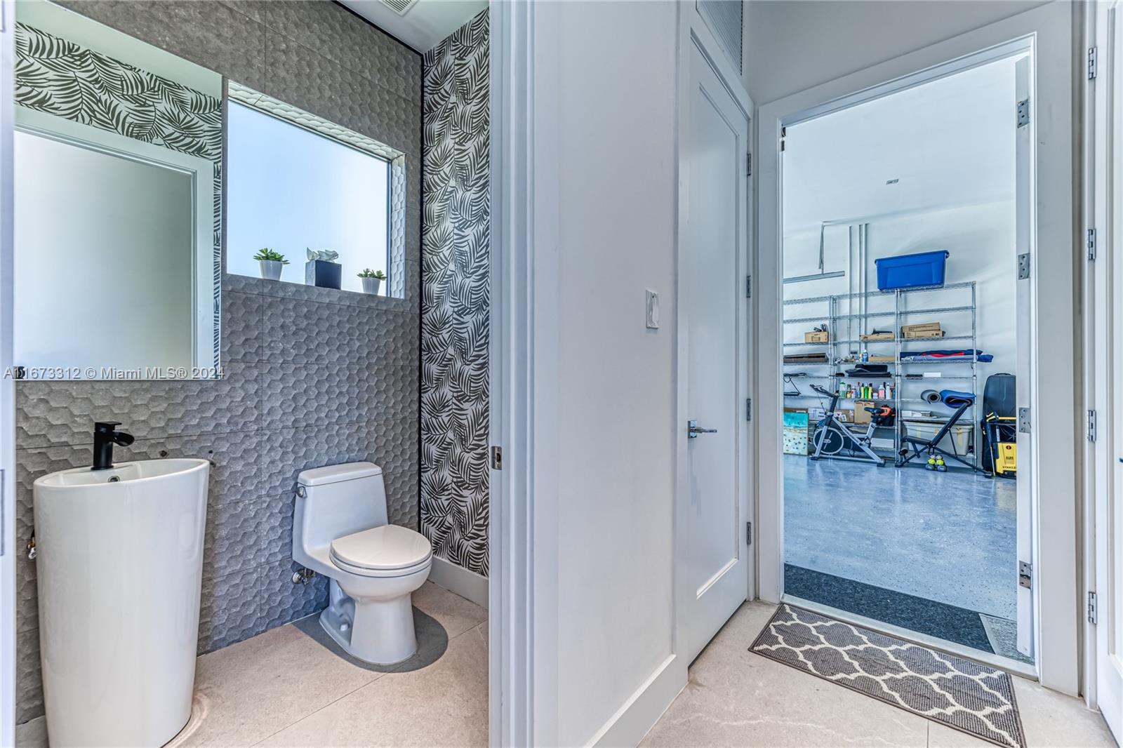 CORAL RIDGE COUNTRY CLUB - Residential Lease