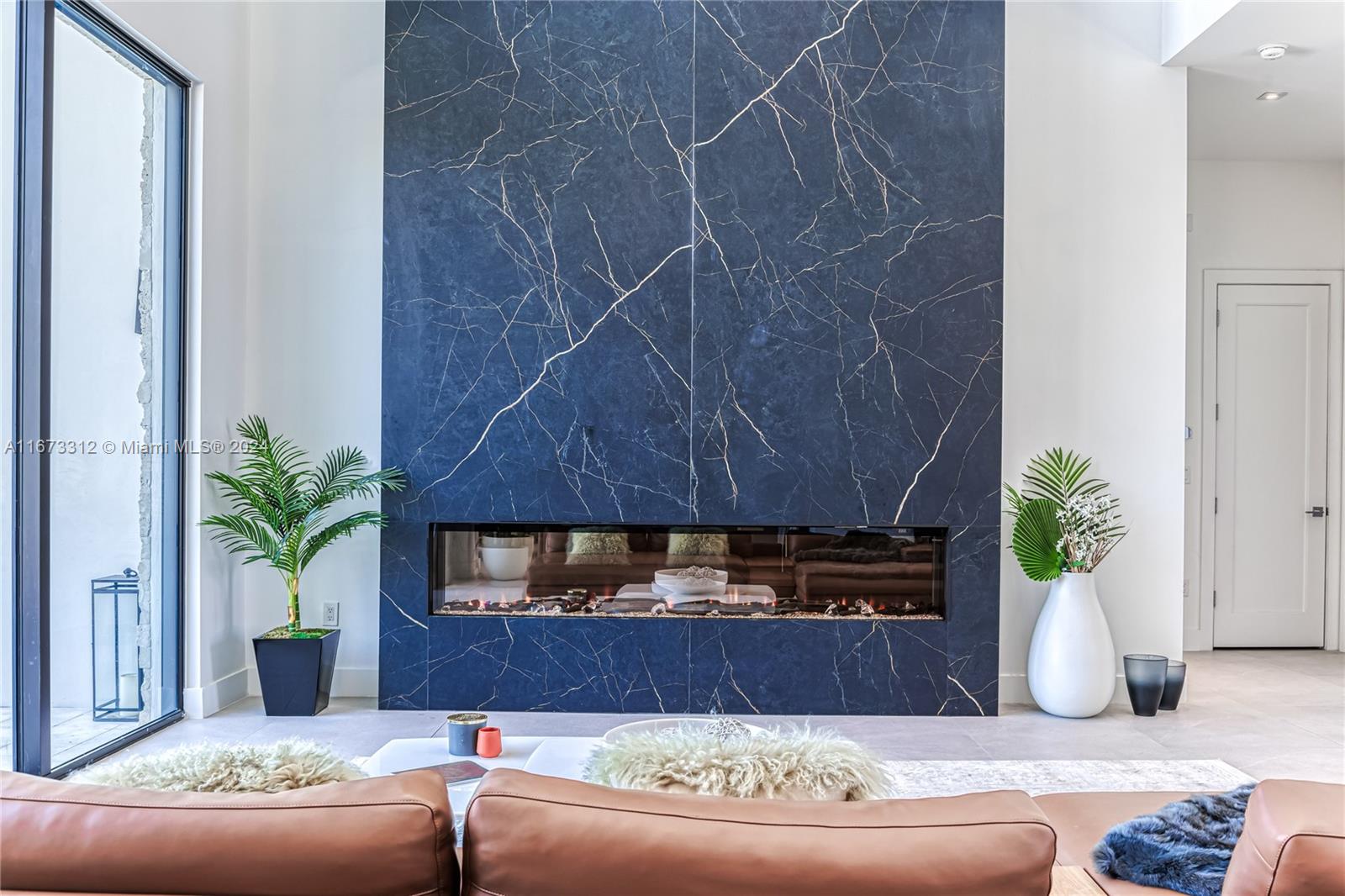 CORAL RIDGE COUNTRY CLUB - Residential Lease