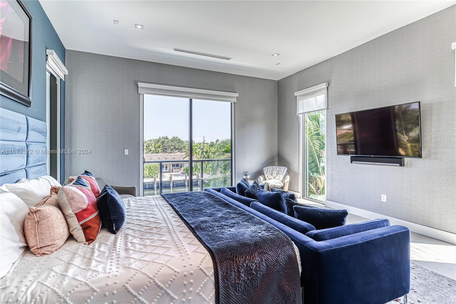 CORAL RIDGE COUNTRY CLUB - Residential Lease