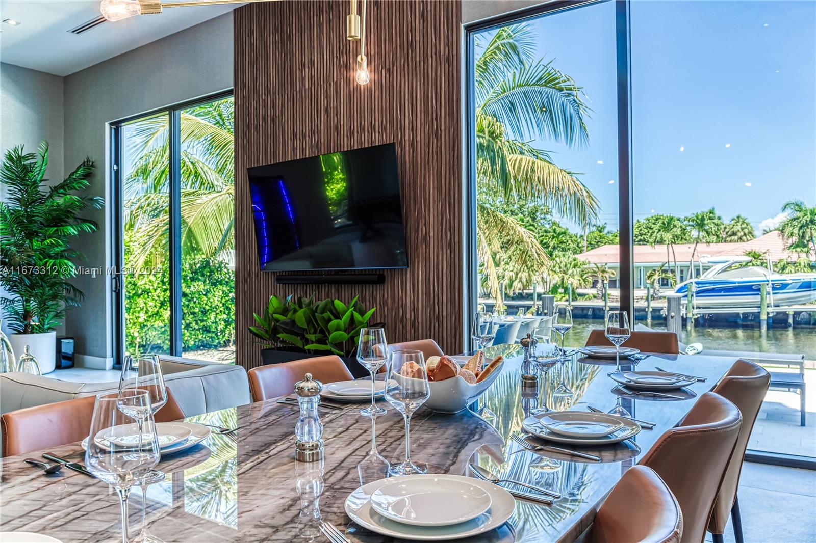 CORAL RIDGE COUNTRY CLUB - Residential Lease