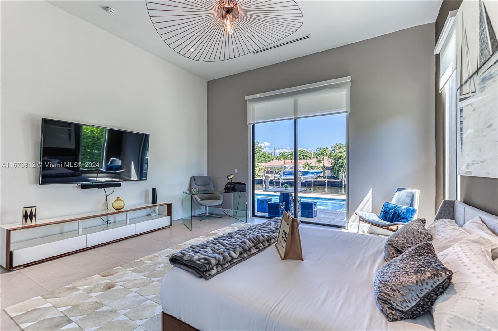 CORAL RIDGE COUNTRY CLUB - Residential Lease