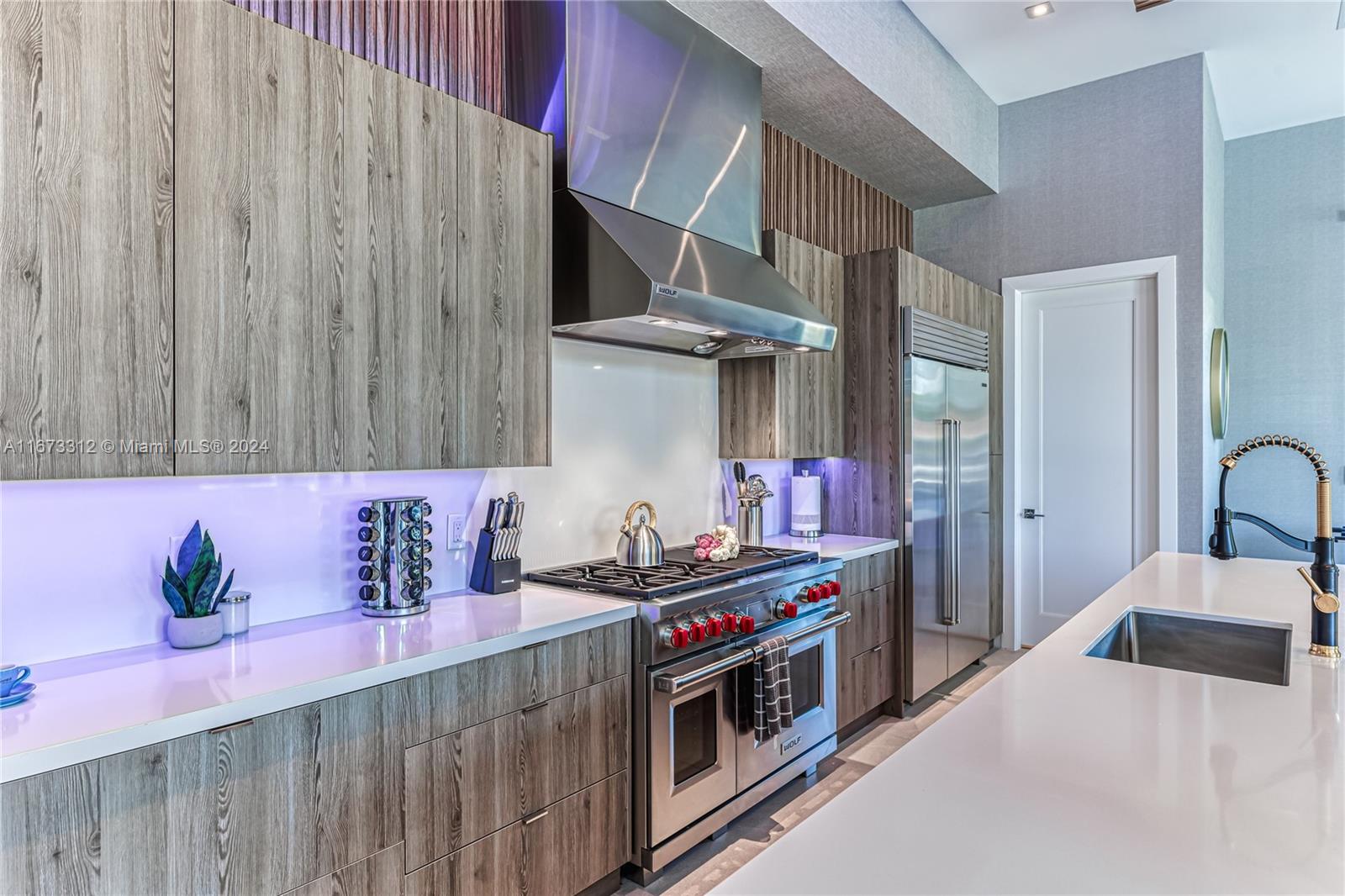 CORAL RIDGE COUNTRY CLUB - Residential Lease