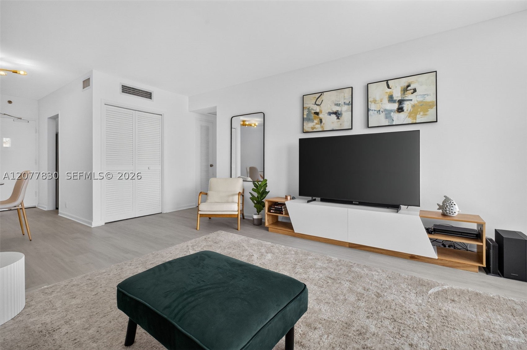 1000 West Ave 509