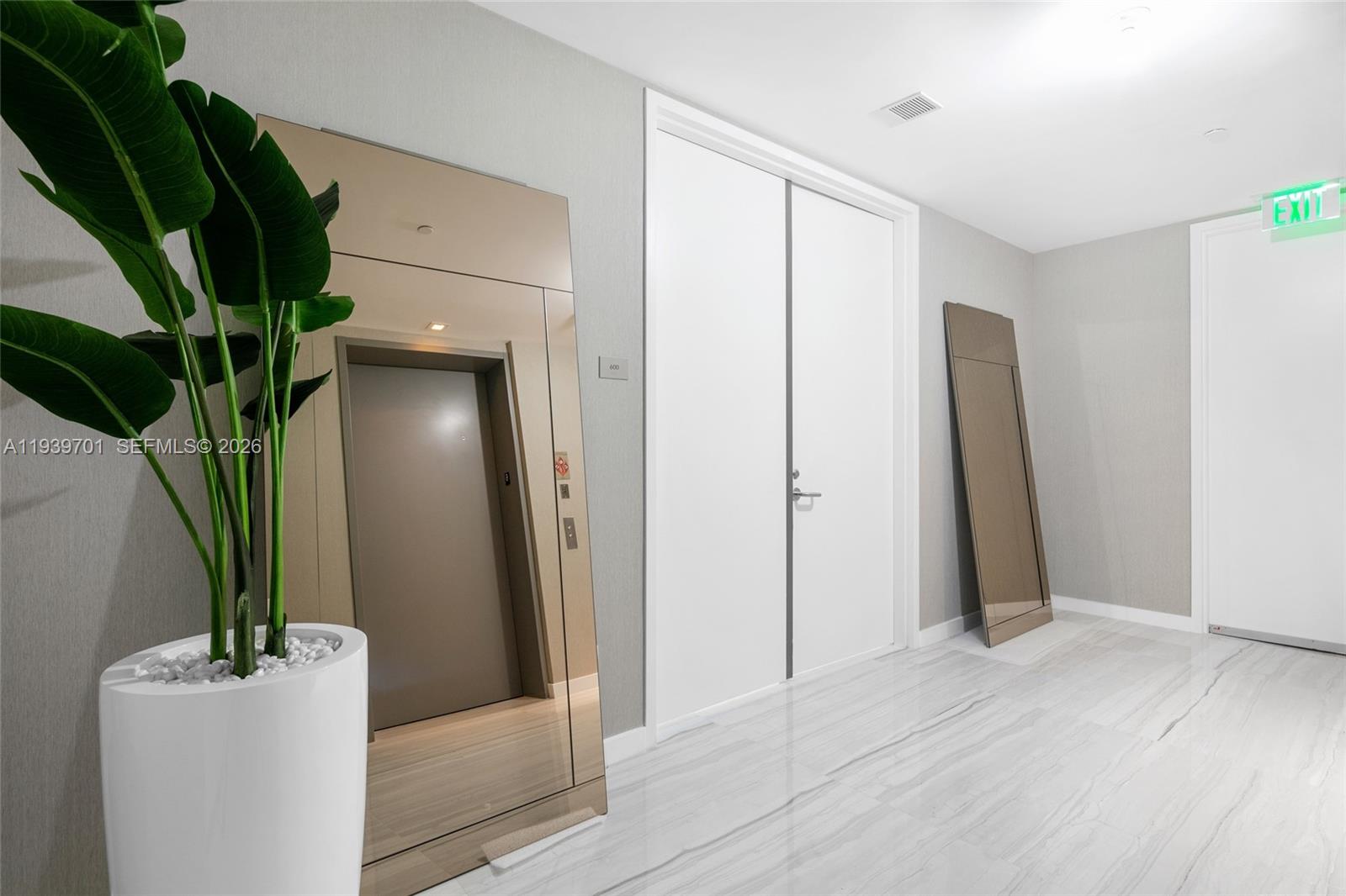 Armani - Residential