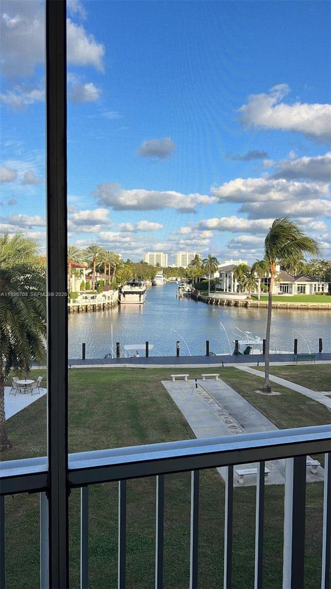 RIVER HOUSE TERRACE CONDO - Residential Lease