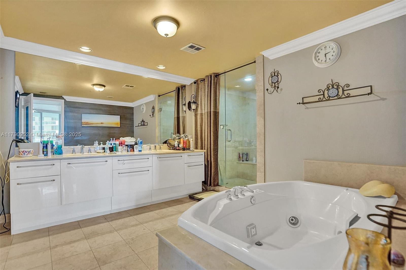 OCEAN PALMS CONDO - Residential