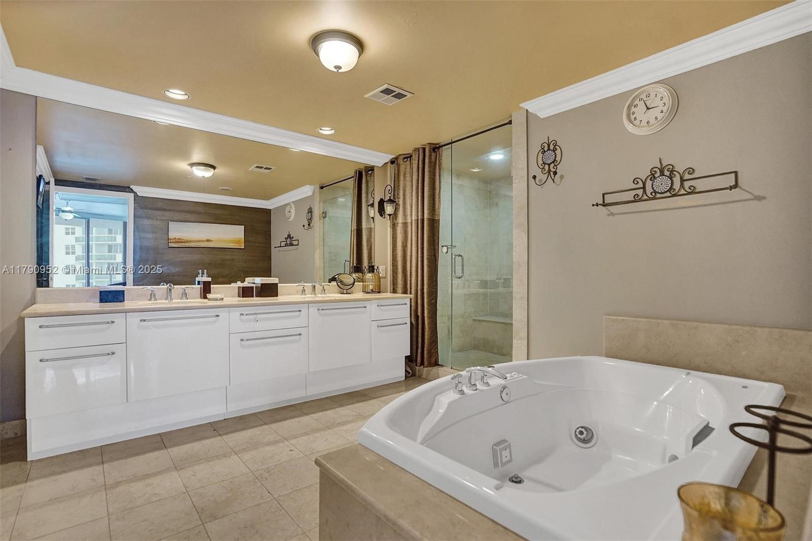 OCEAN PALMS CONDO - Residential