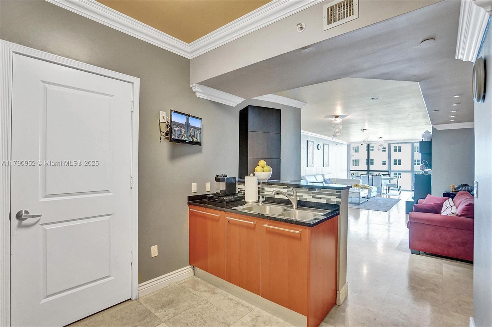 OCEAN PALMS CONDO - Residential