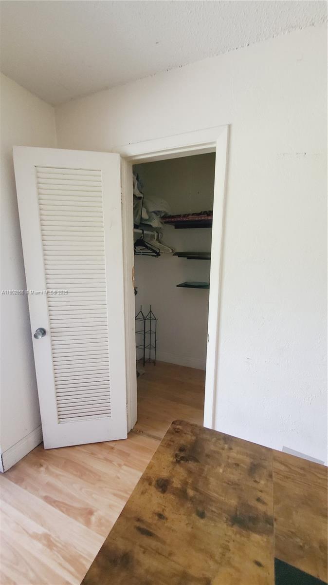 LAKEVIEW GARDENS CONDO - Residential
