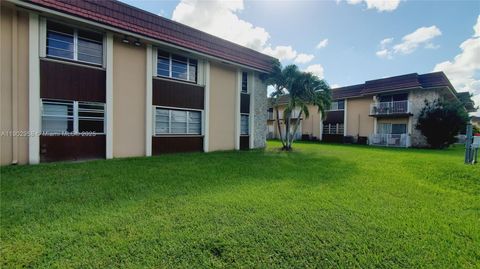 Photo of 5301 SW 77th Ct #201G, Miami, FL 33155 (MLS # A11902958)