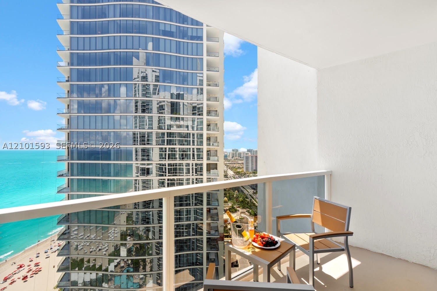 18001 Collins Ave 2512