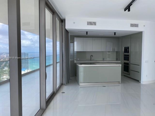 ARMANI CASA - Residential