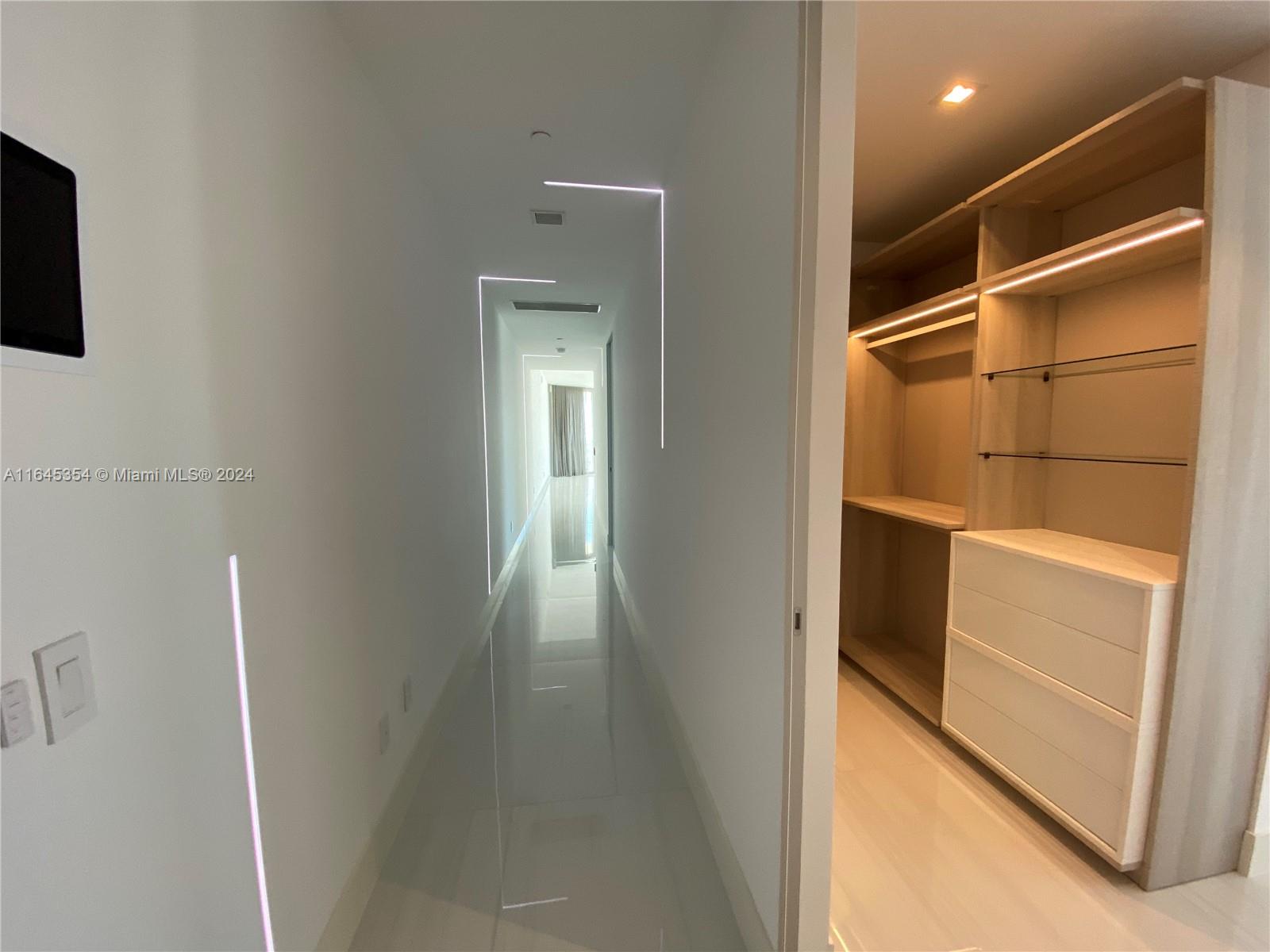 ARMANI CASA - Residential