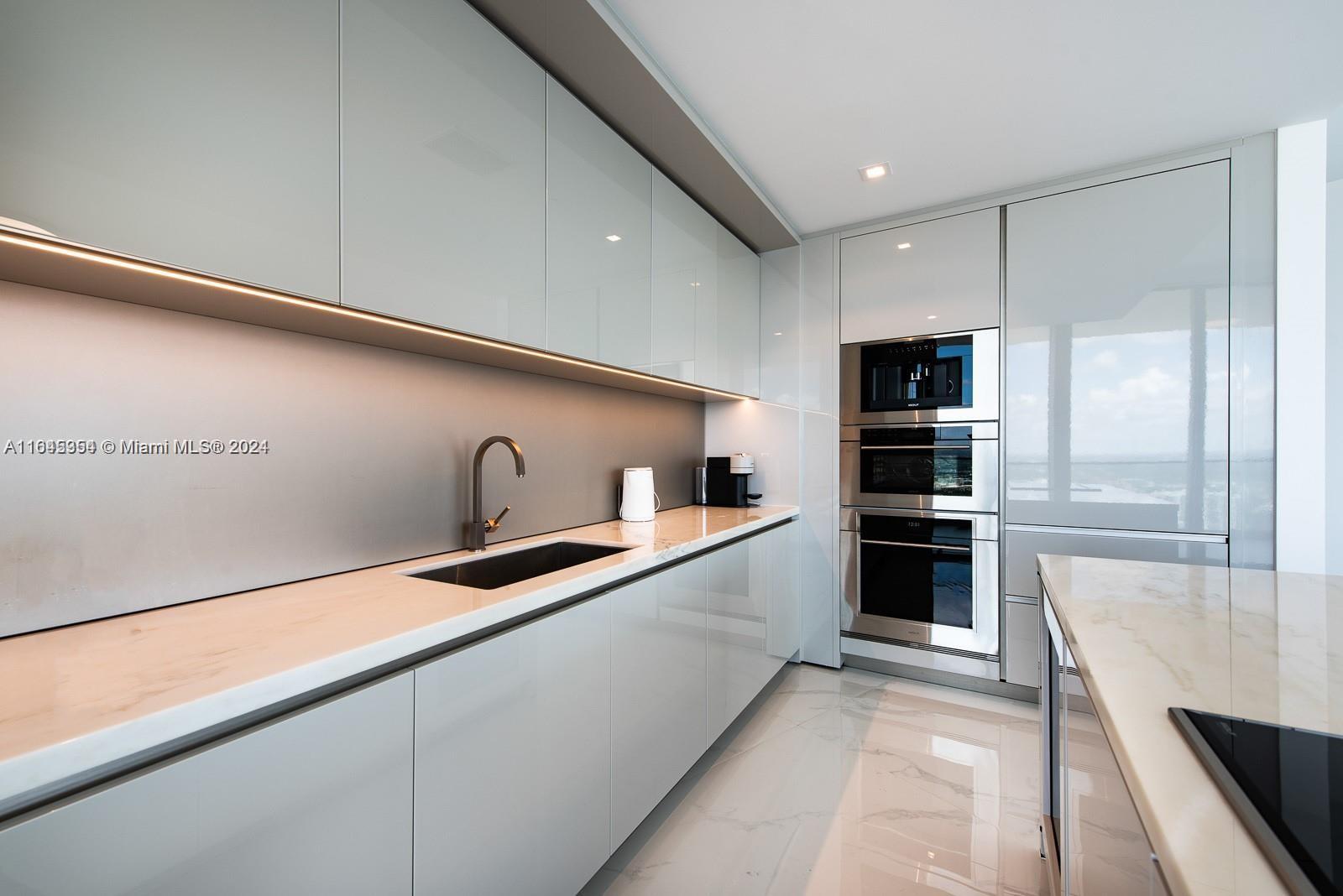 ARMANI CASA - Residential