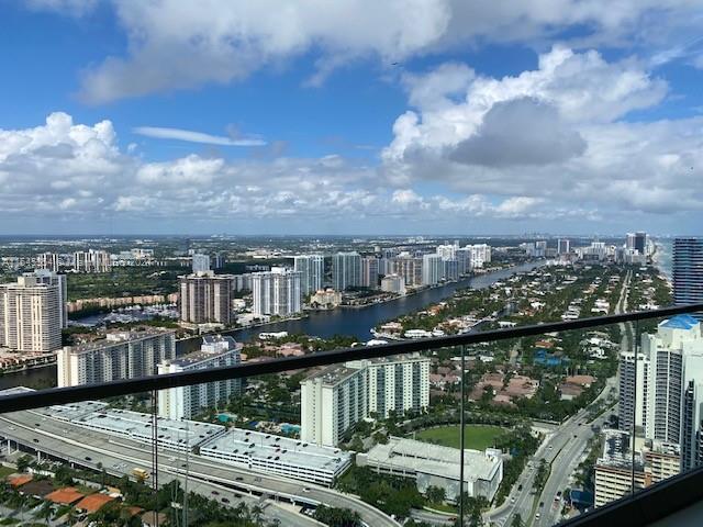 ARMANI CASA - Residential