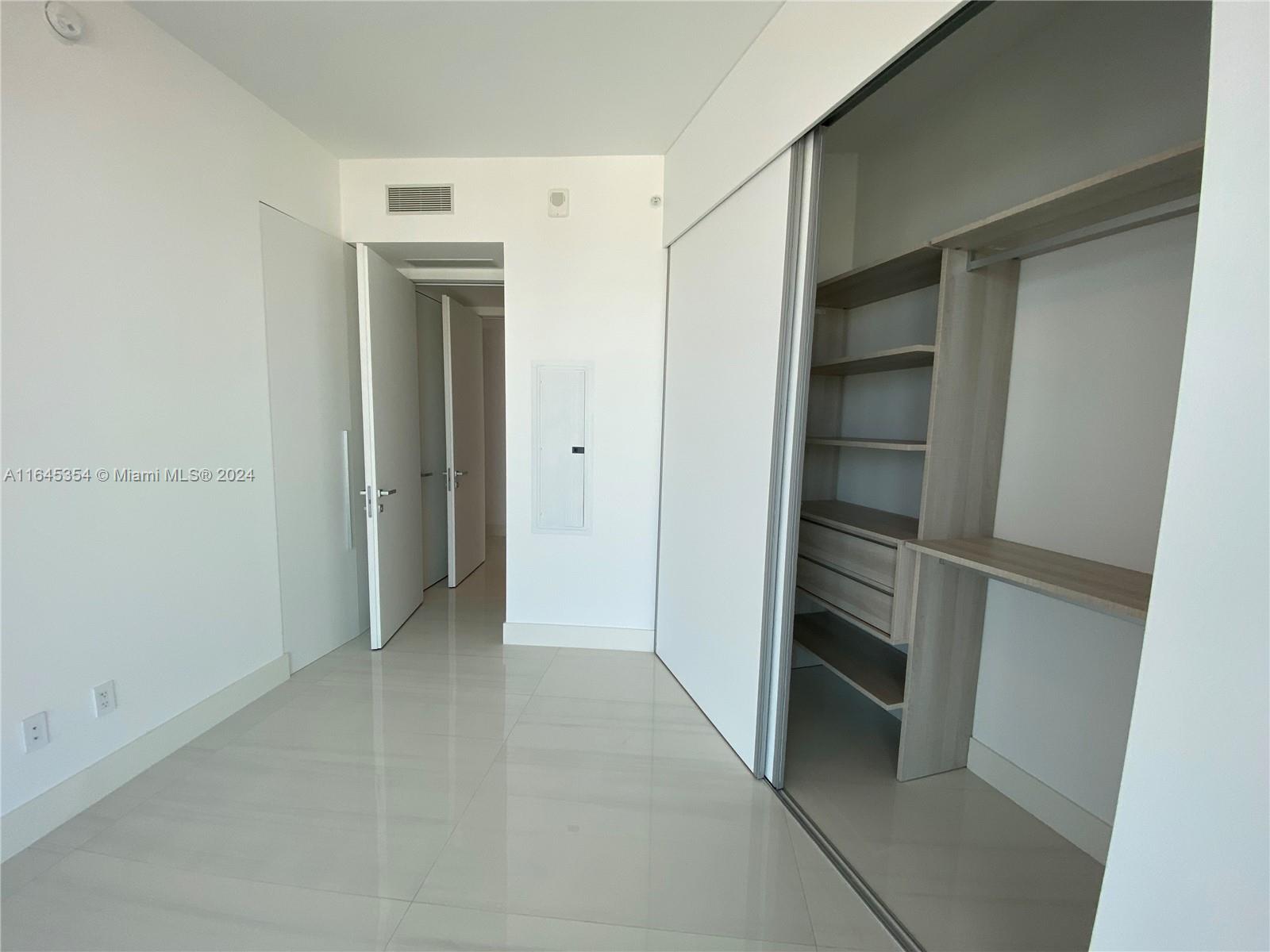 ARMANI CASA - Residential