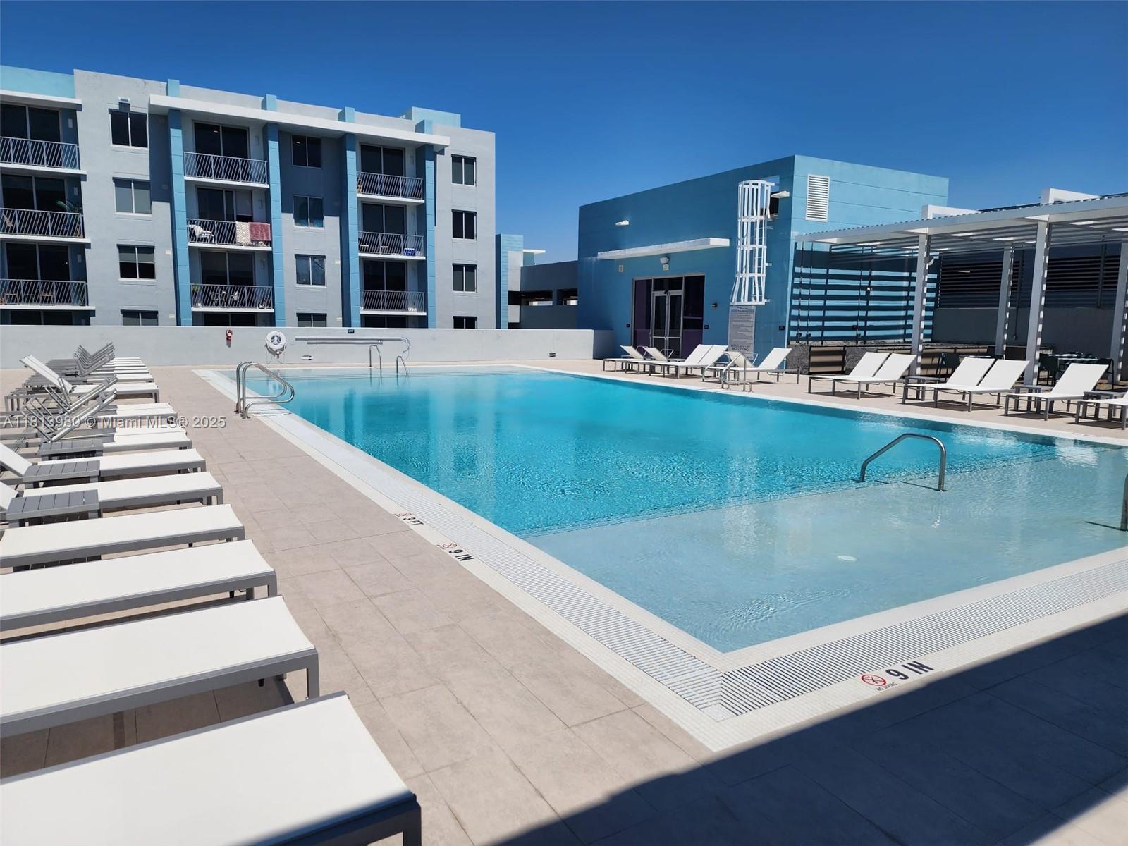 MIDTOWN DORAL CONDO 4 - Residential