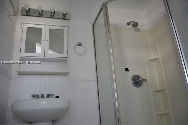 CORAL PARK ESTATES SEC 1 - Residential Lease