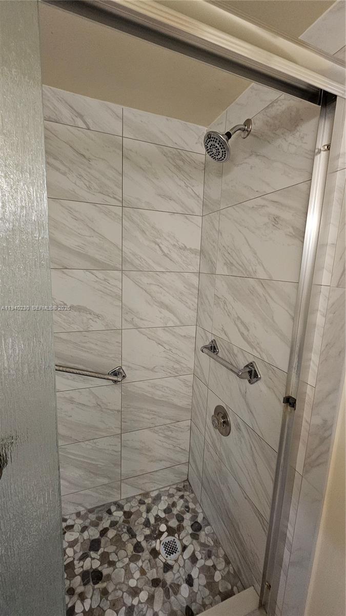 SABAL PALM VILLAGE 2 COND - Residential