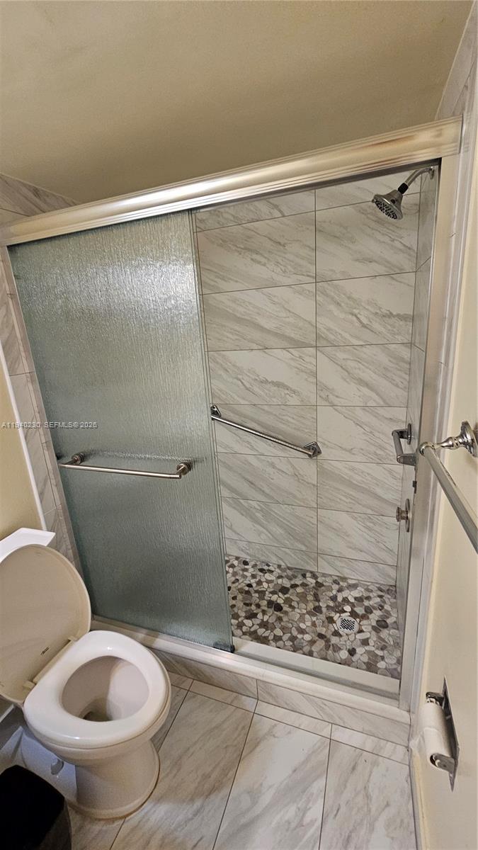 SABAL PALM VILLAGE 2 COND - Residential