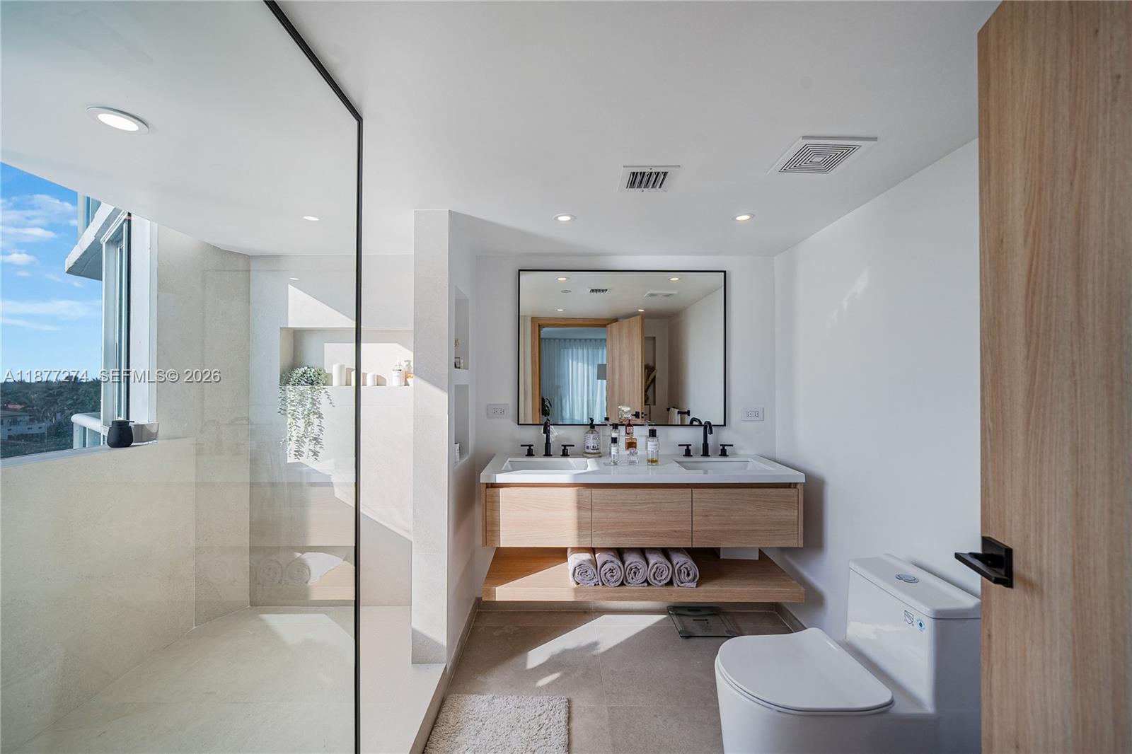 KING DAVID TOWERS CONDO - Residential