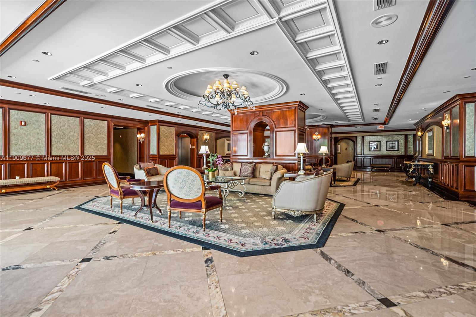 SOLIMAR CONDO - Residential