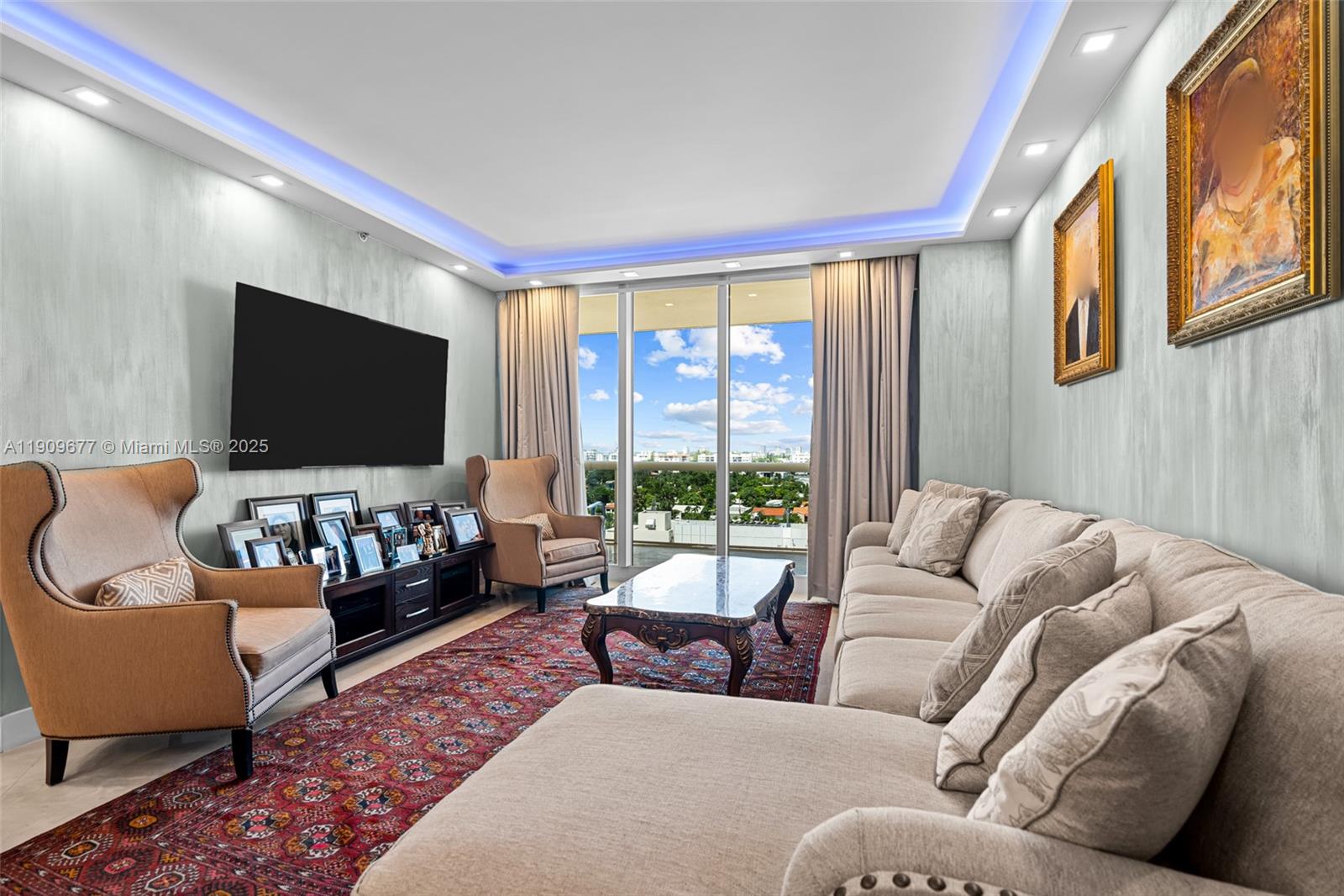 9559 Collins Ave S8-F