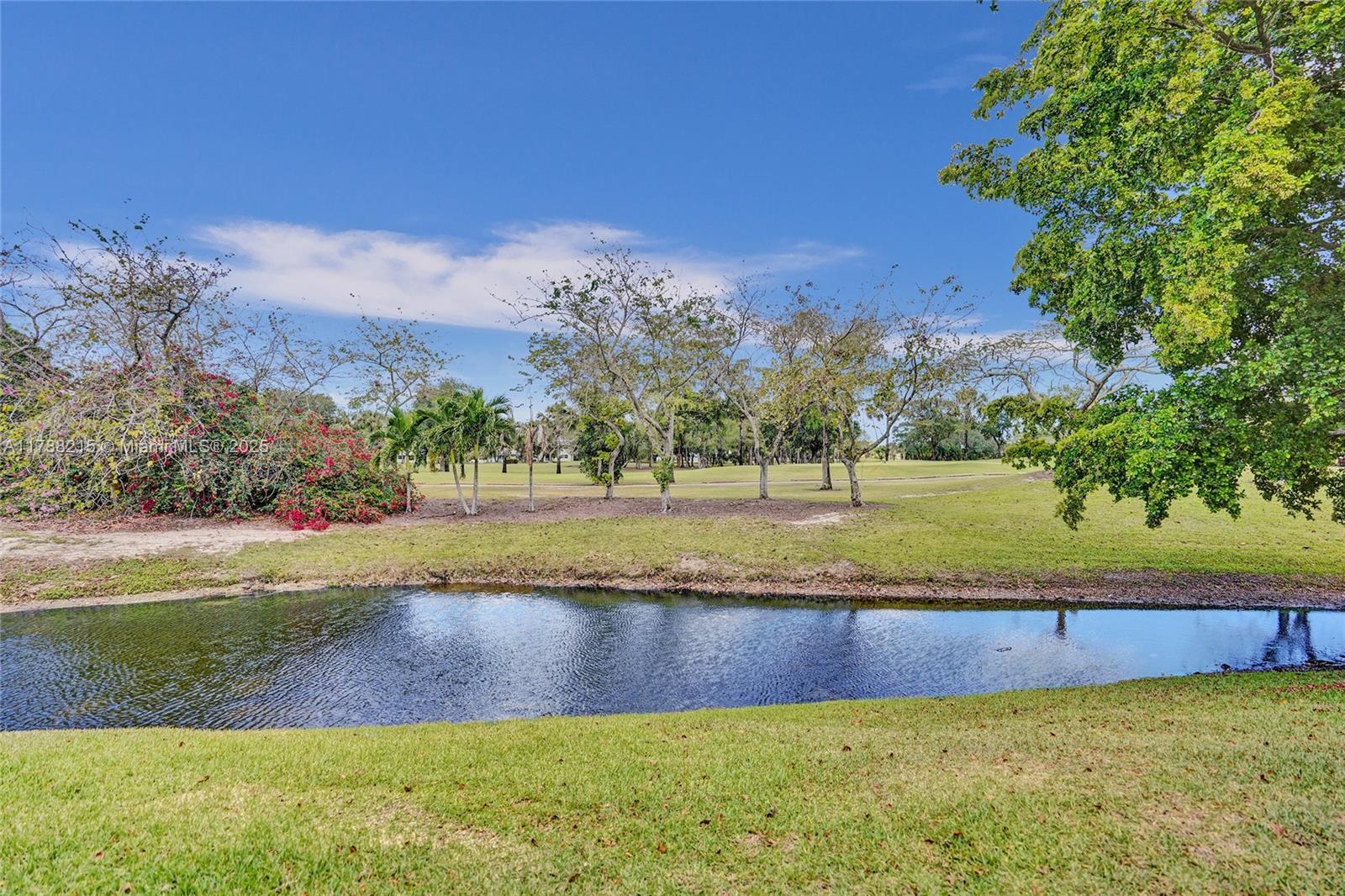 FAIRWAY VILLAS AT ROYAL P - Residential