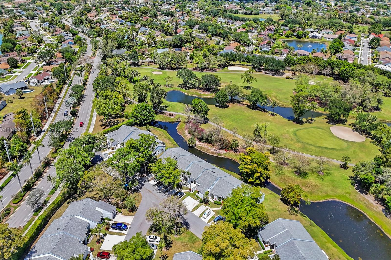 FAIRWAY VILLAS AT ROYAL P - Residential