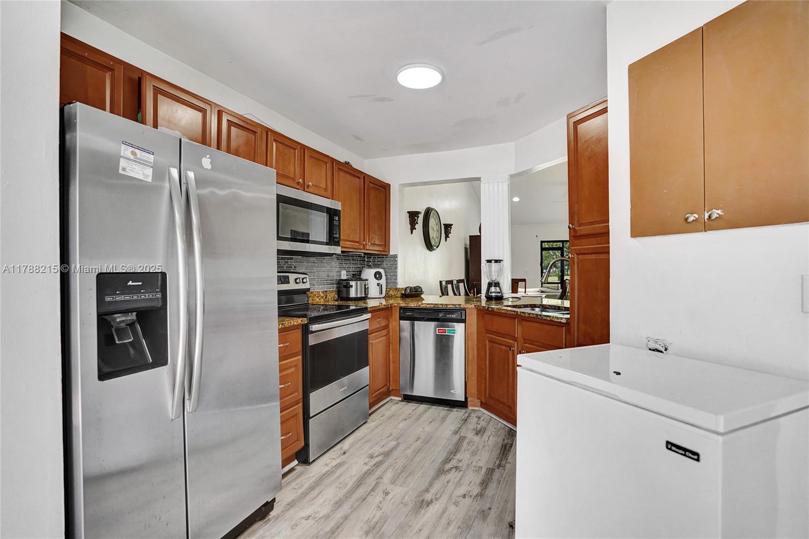 FAIRWAY VILLAS AT ROYAL P - Residential