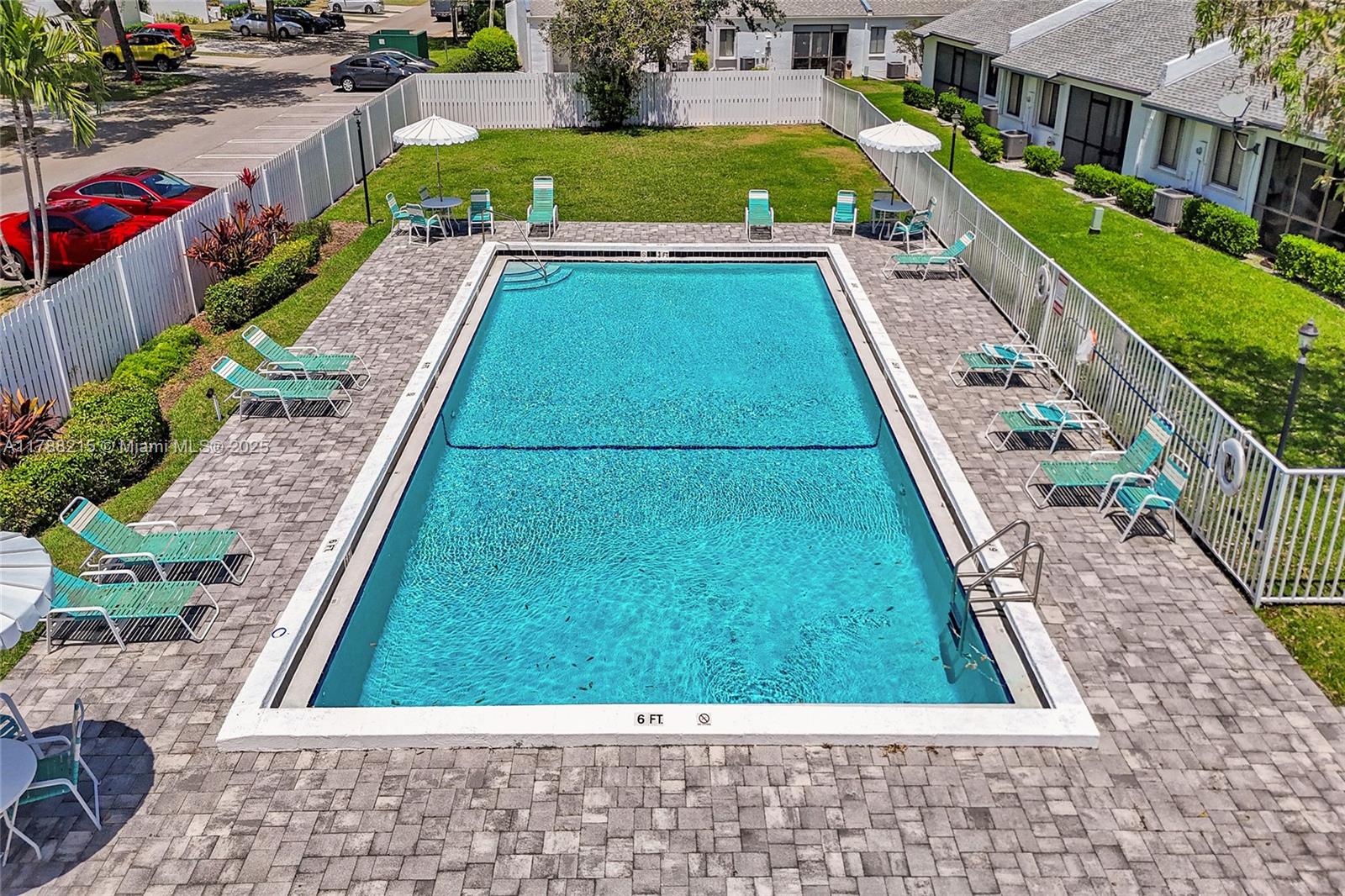 FAIRWAY VILLAS AT ROYAL P - Residential