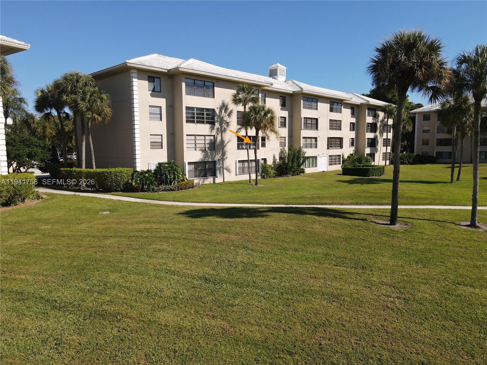 WHITEHALL VILLAGE - Residential