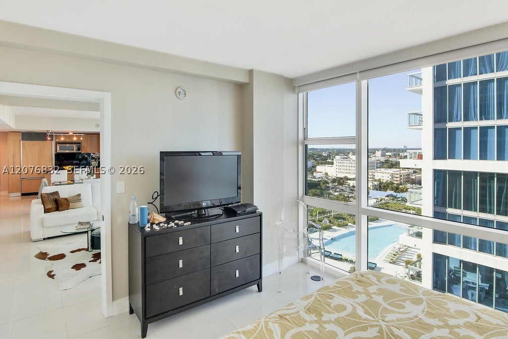 6801 Collins Ave 1216