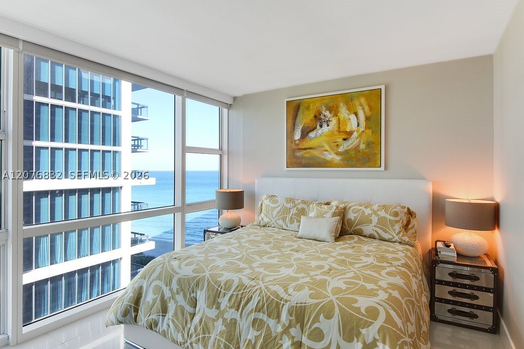 6801 Collins Ave 1216