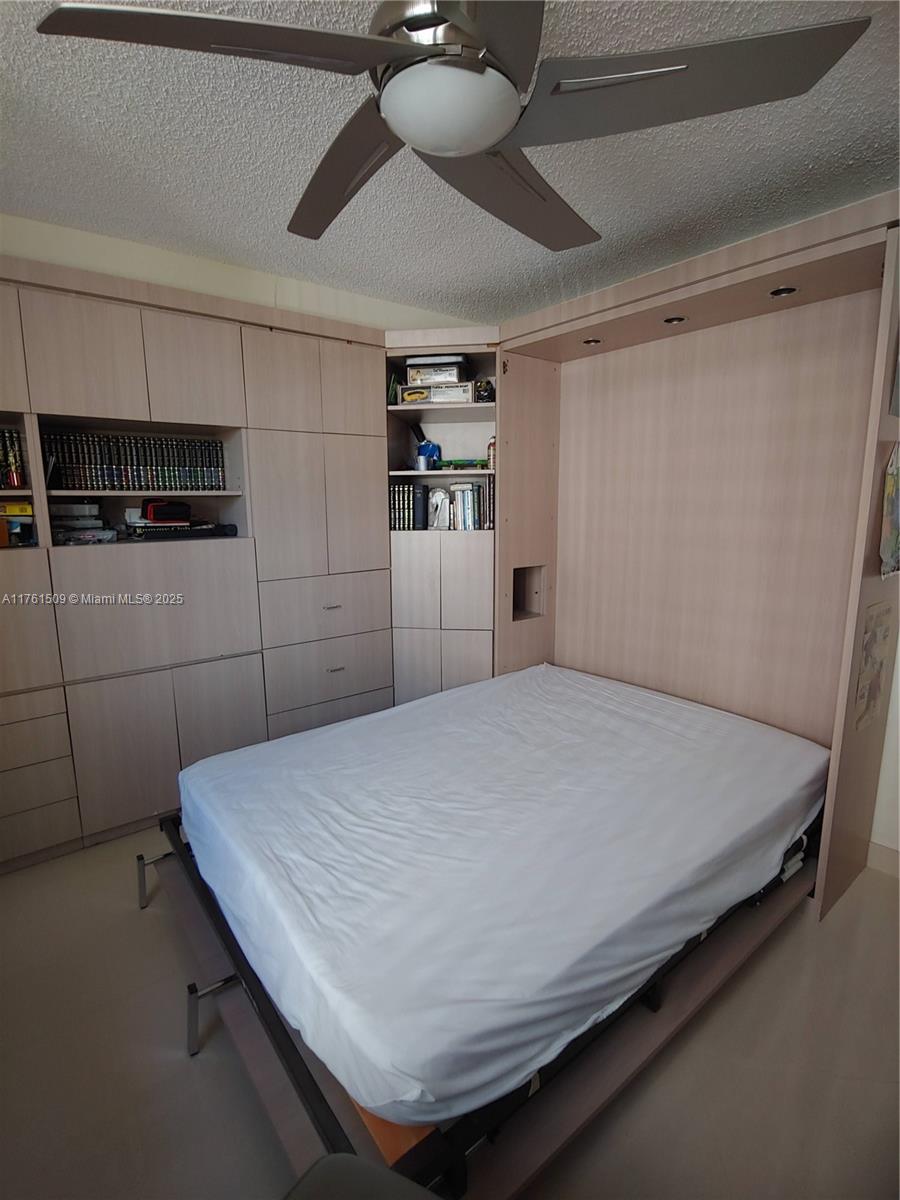 MYSTIC POINTE CONDO NO TH - Residential Lease