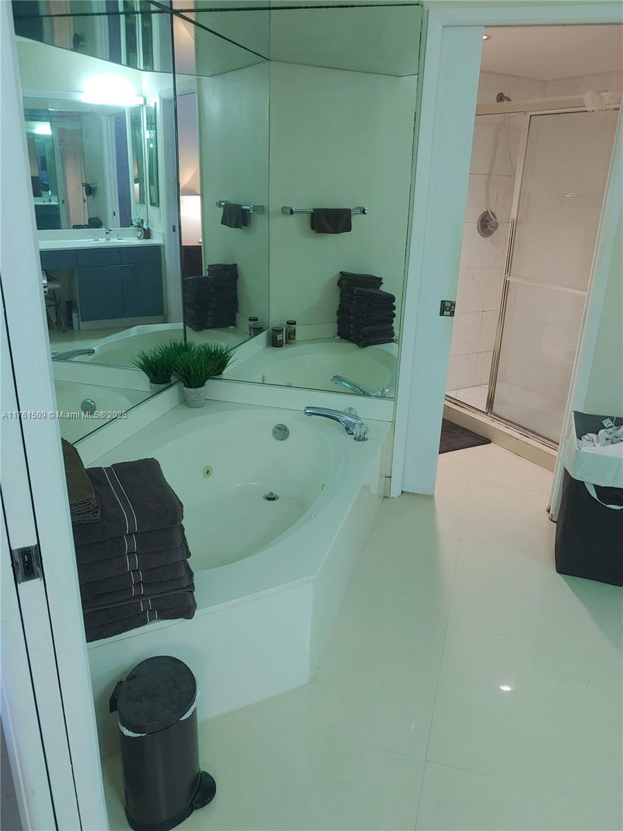 MYSTIC POINTE CONDO NO TH - Residential Lease