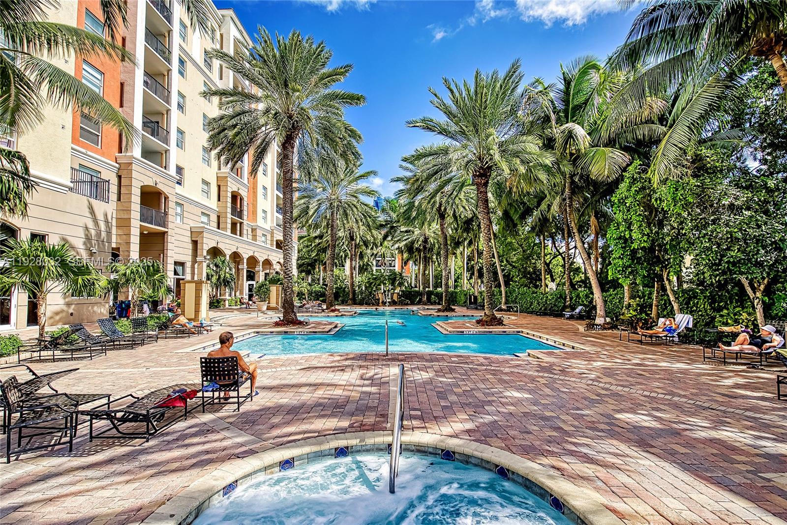 PORTO BELLAGIO CONDO - Residential Lease