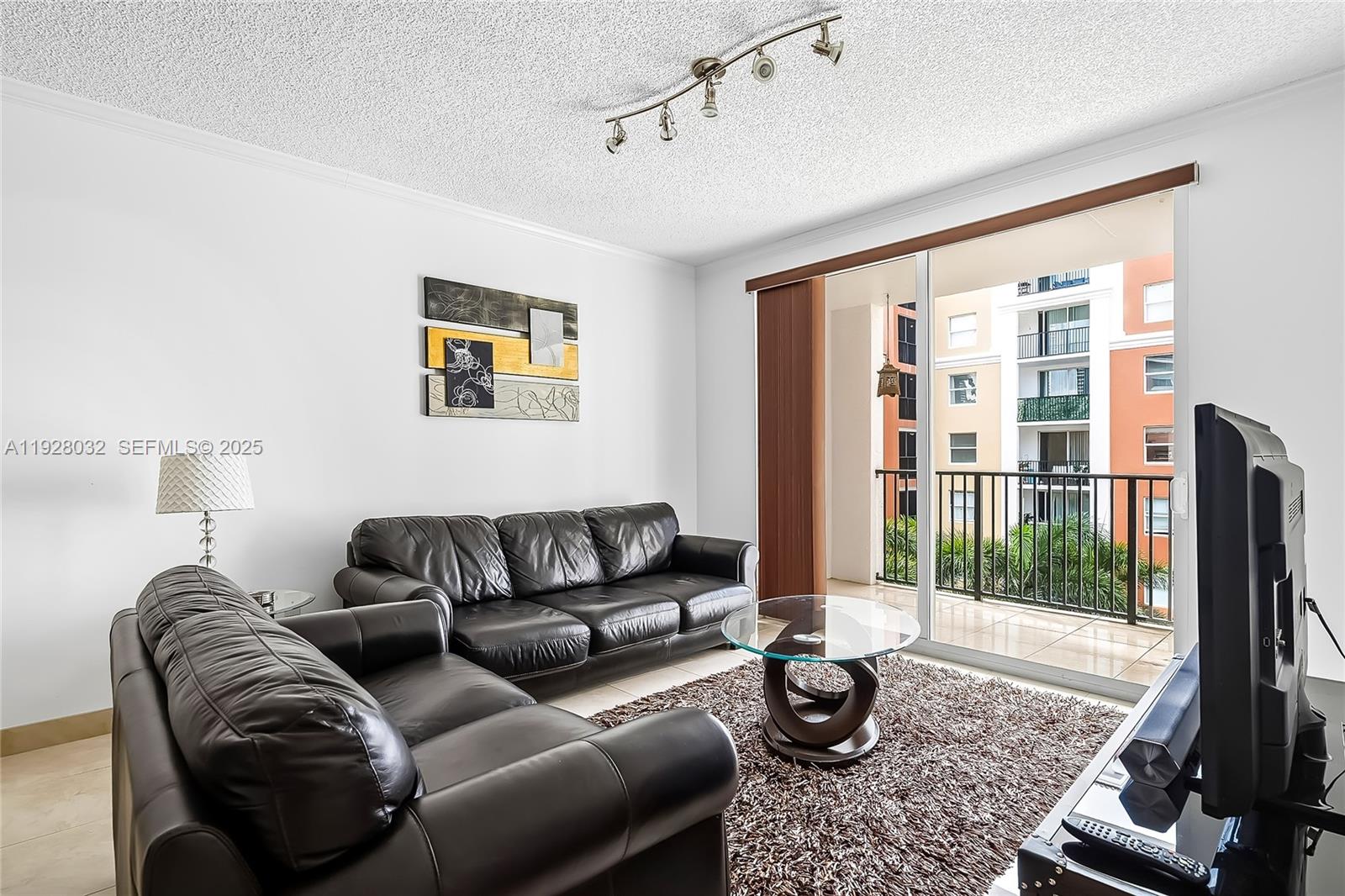 PORTO BELLAGIO CONDO - Residential Lease