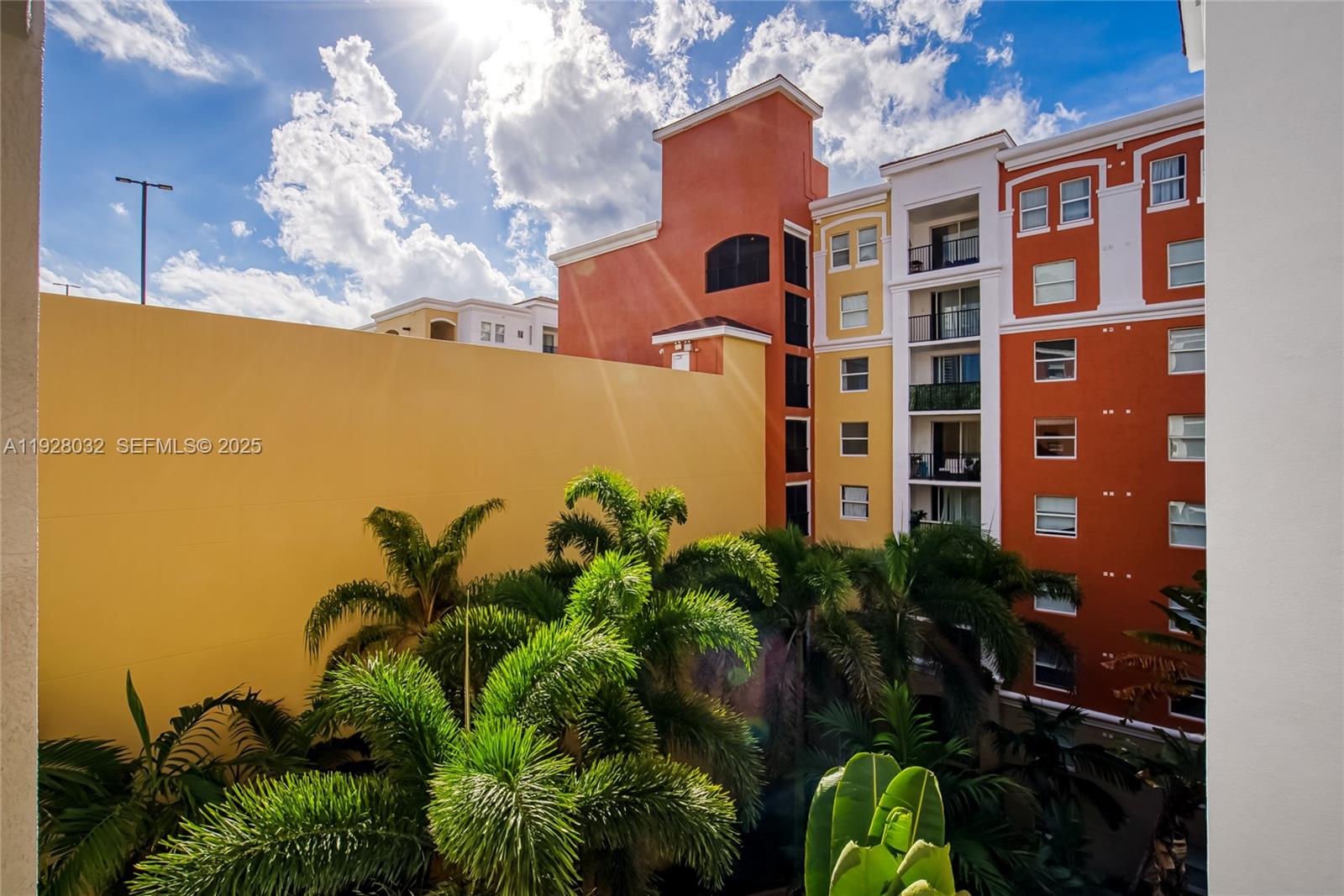 PORTO BELLAGIO CONDO - Residential Lease