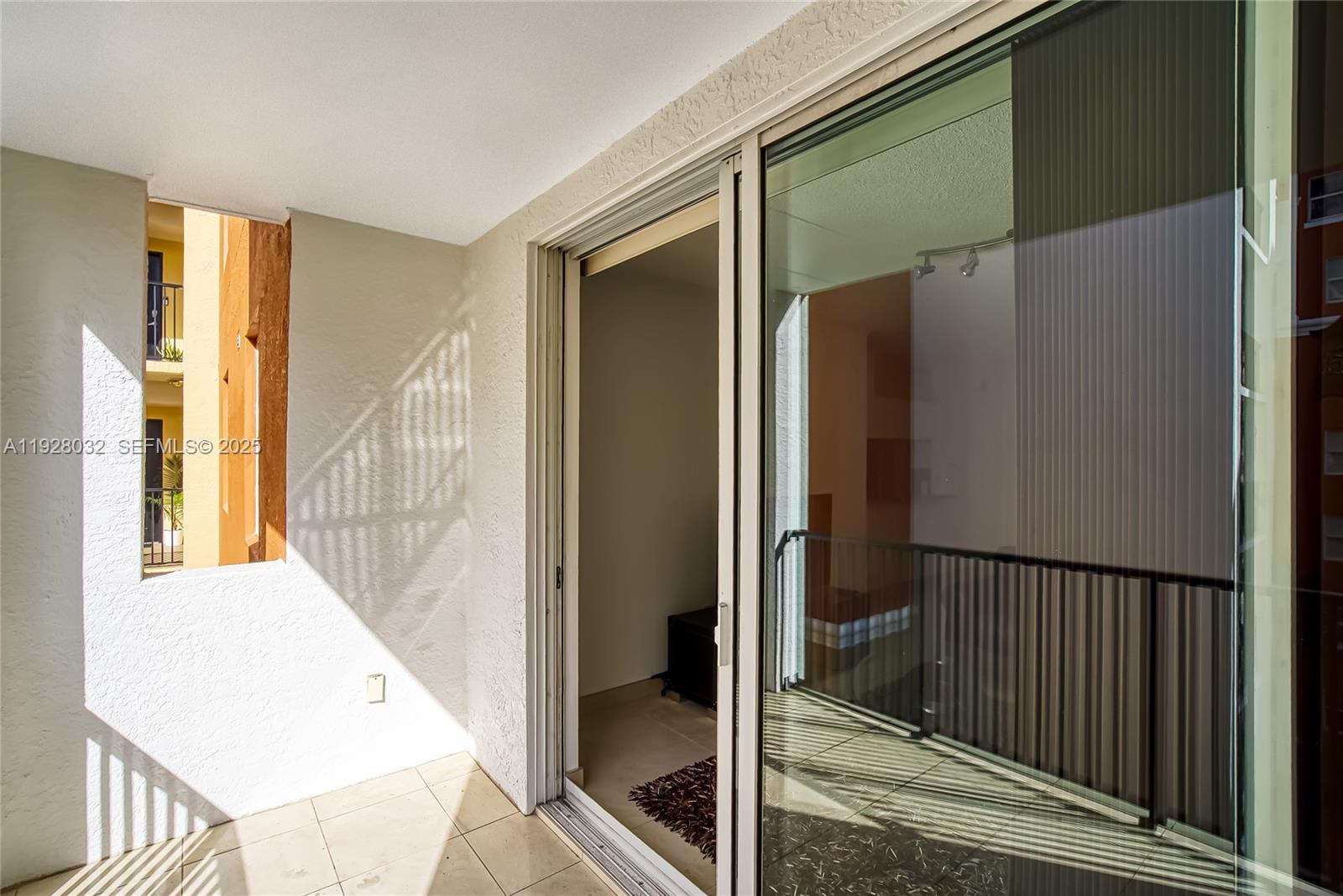 PORTO BELLAGIO CONDO - Residential Lease