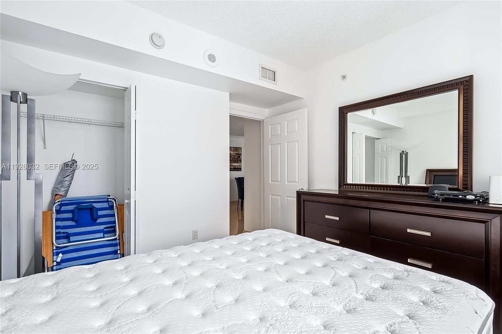 PORTO BELLAGIO CONDO - Residential Lease