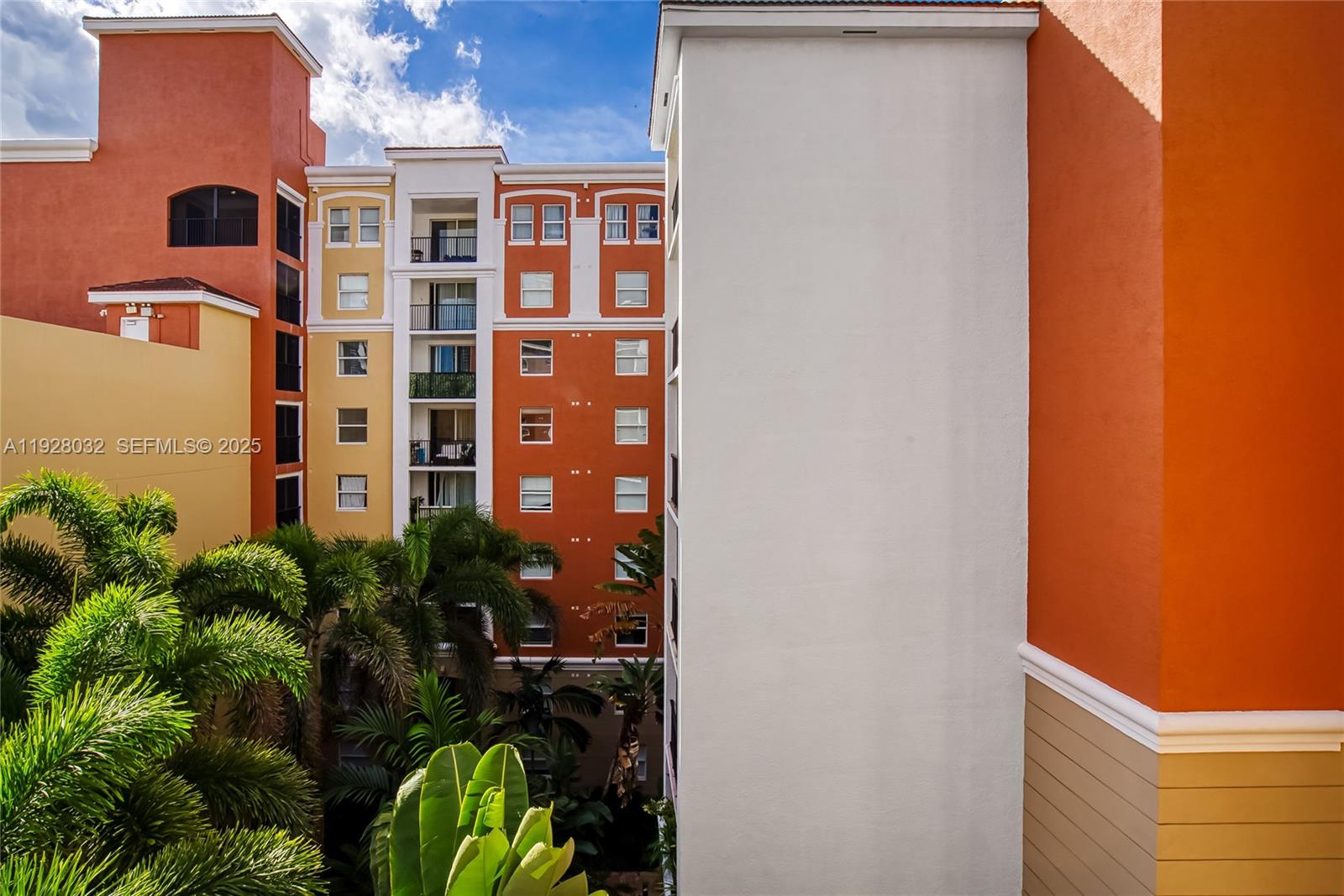 PORTO BELLAGIO CONDO - Residential Lease