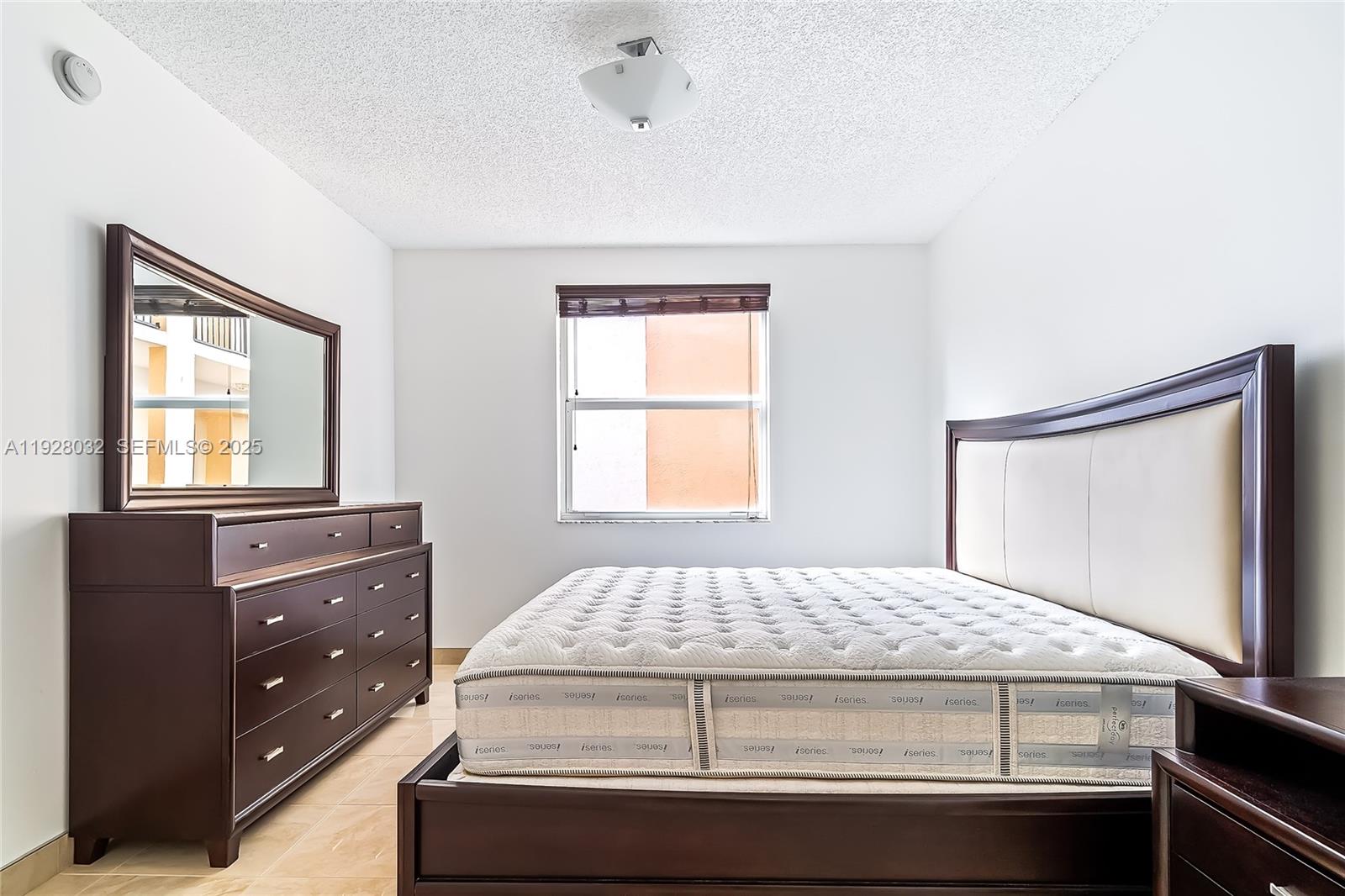 PORTO BELLAGIO CONDO - Residential Lease