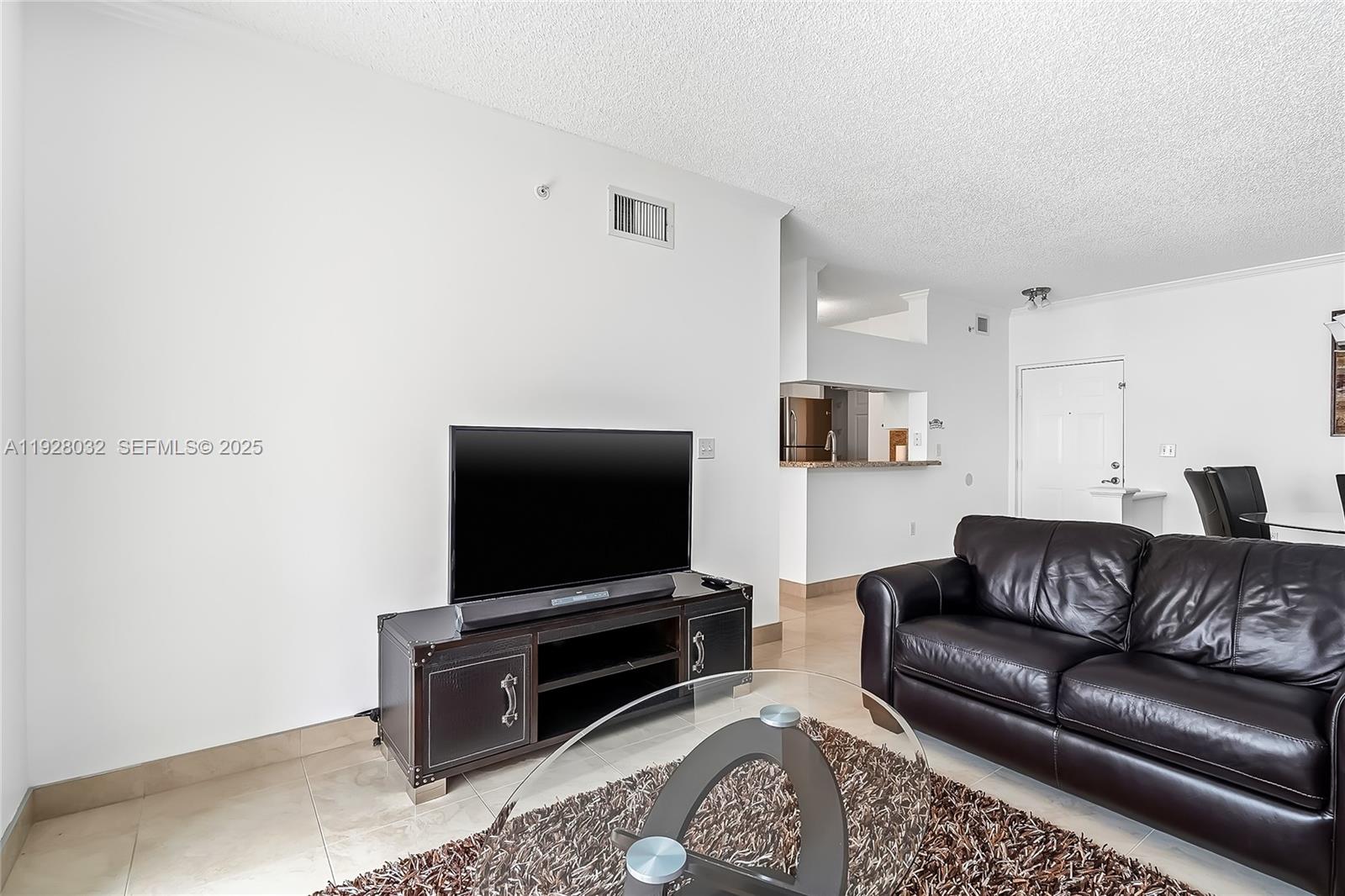 PORTO BELLAGIO CONDO - Residential Lease