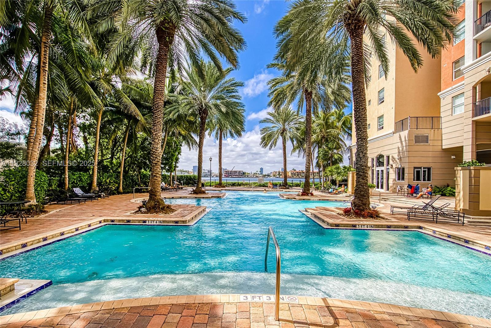 PORTO BELLAGIO CONDO - Residential Lease