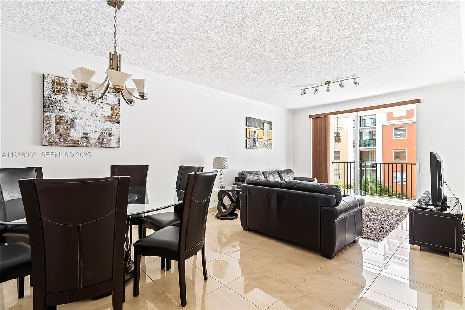 PORTO BELLAGIO CONDO - Residential Lease