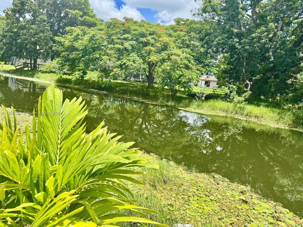 Photo of 5960 SW 190th Ave, Southwest Ranches, FL 33332 (MLS # A11862581)