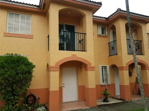 10658 NW 87th Ct 10658 Hialeah Gardens FL 33018