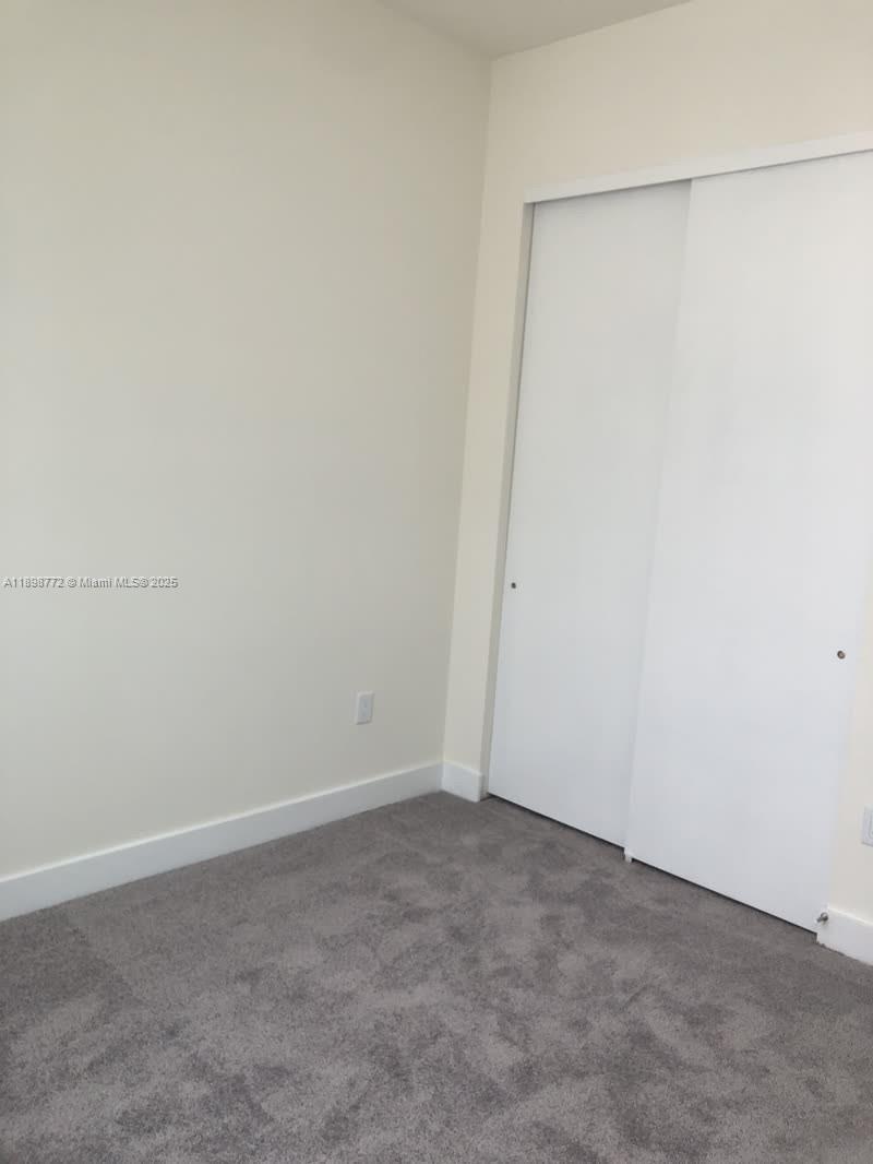 LANDMARK AT DORAL CENTRAL - Residential Lease