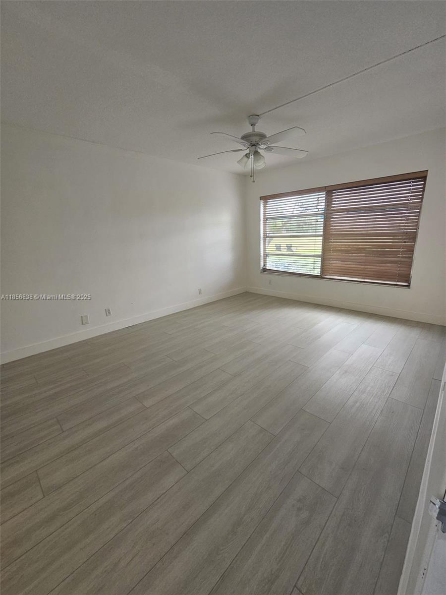 PALM-AIRE COUNTRY CLUB CO - Residential Lease